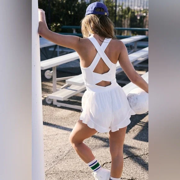 Free People Movement Breathless Shortsie In White - Picture 3 of 4